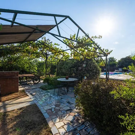 Katharina By 22estates * Labin (Istria)